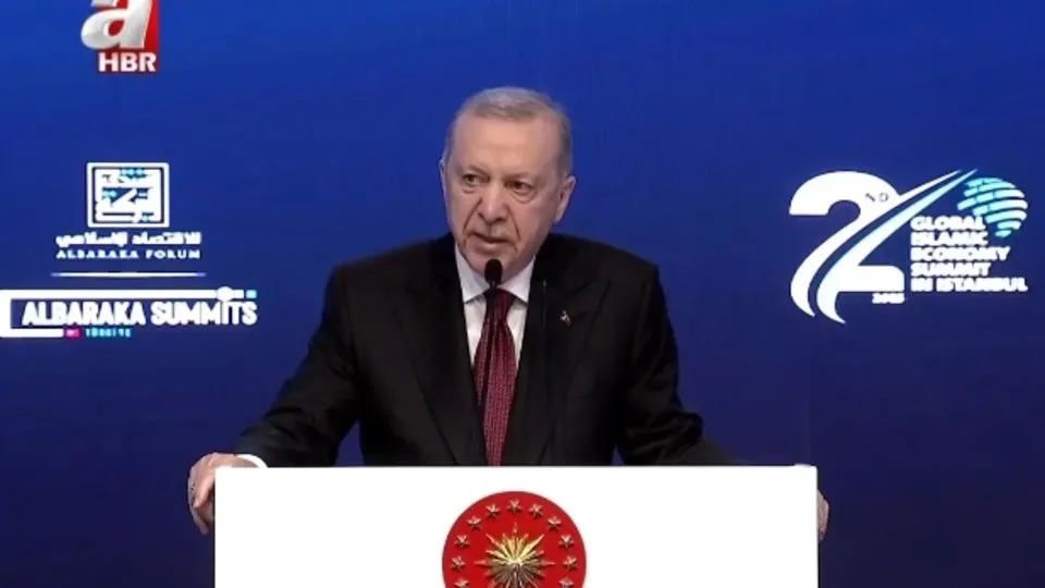 Başkan Erdoğan: Faizsiz sistemin savununca karşımıza dikildiler