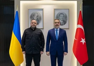 Bakan Fidan'dan kritik görüşme