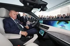 Başkan Erdoğan TOGG’un yeni modeli T10F’i inceledi!