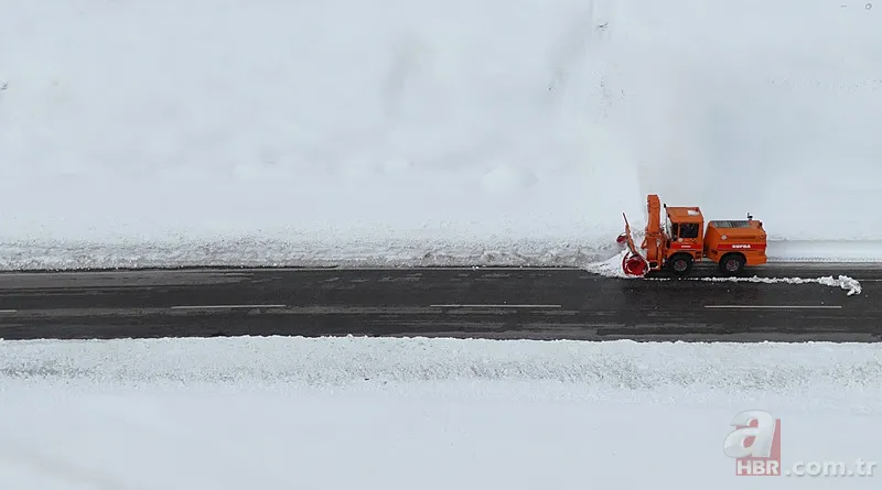 Meteoroloji uyardı: 63 il için sarı alarm! Fırtına, don, lodos... Cuma pik yapacak 17
