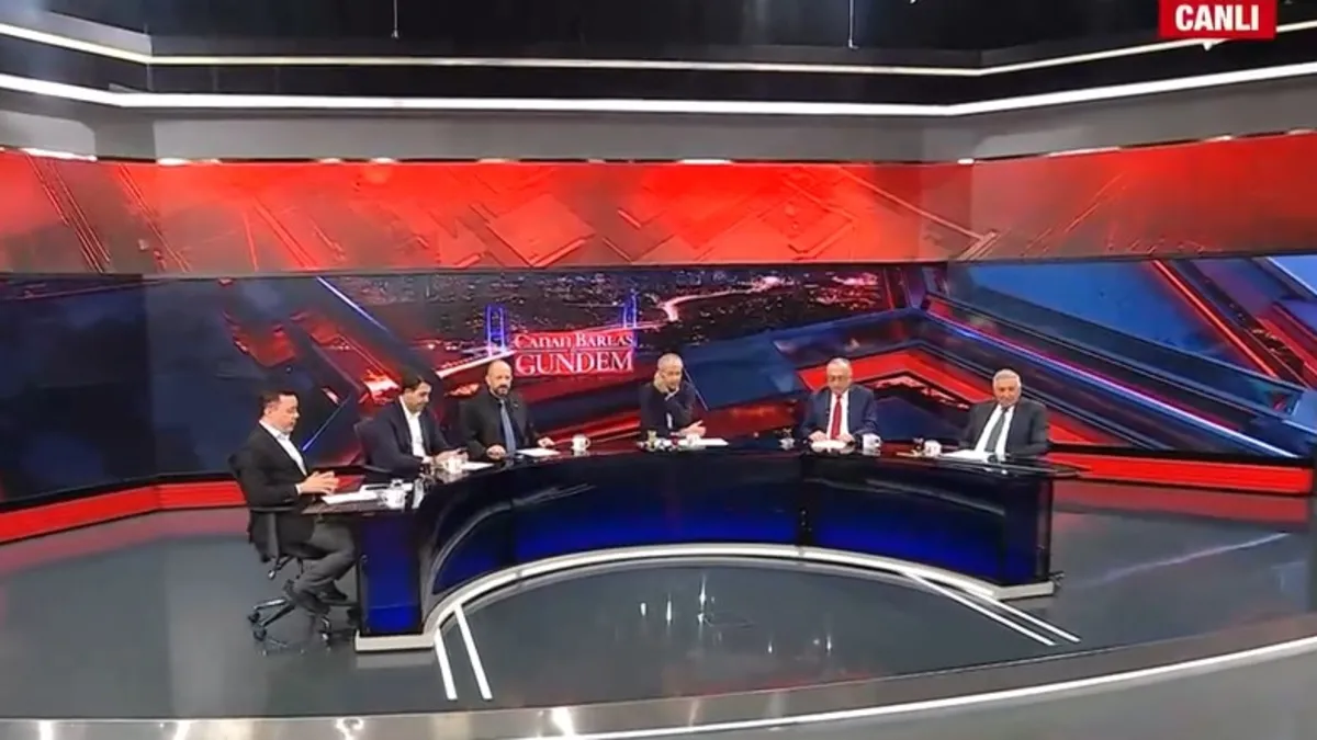 Erdoğan: Ümmetin birliğini savunmak suç mu?