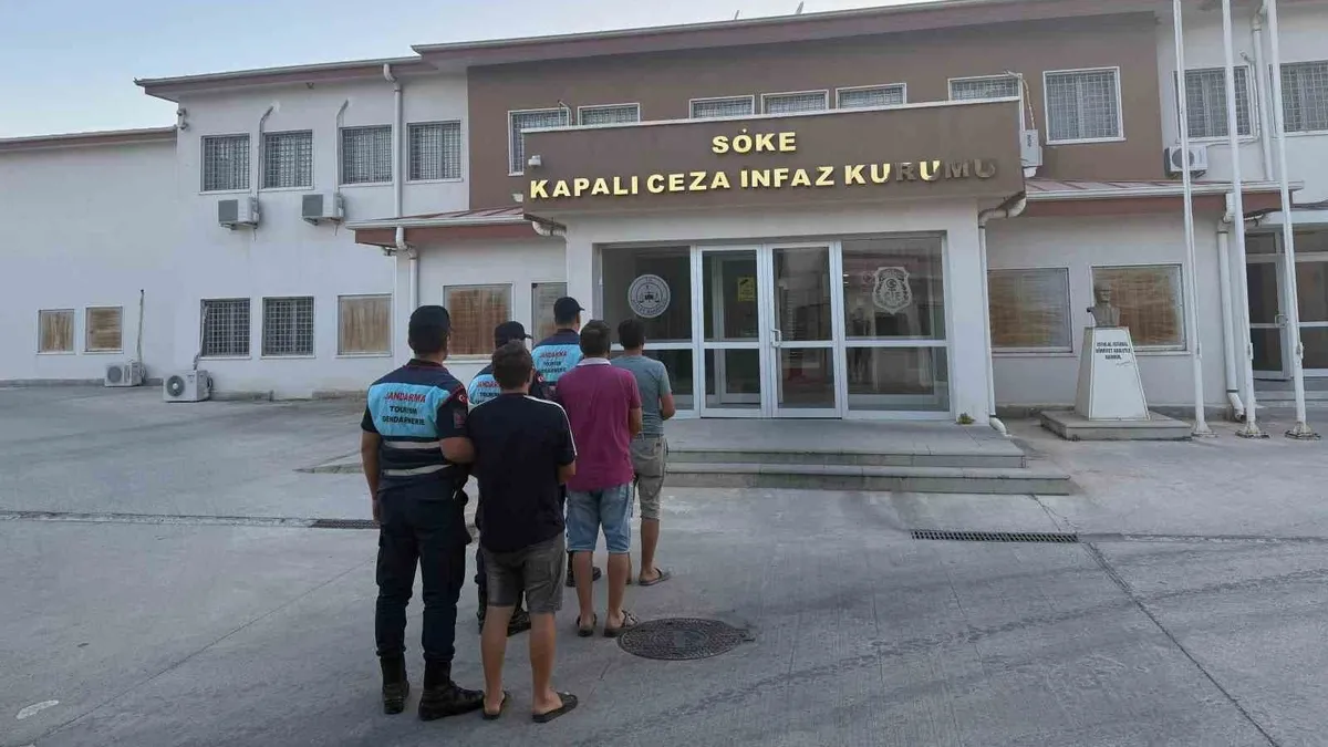Kaçak kazı yaparken suçüstü yakalandılar
