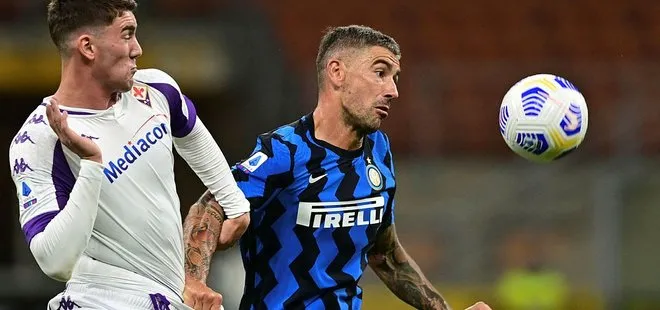 Sol bek krizi yaşayan Galatasaray’dan flaş hamle! Kolarov harekatı