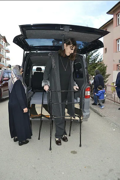 dunyanin-en-uzun-boylu-kadini-olan-rumeysa-gelgi-guiness-rekorlar-kitabinda-1634136322694.jpg ''Dünyanın en uzun boylu kadını'' olan Rumeysa Gelgi, Guiness Rekorlar Kitabı'nda! - 2