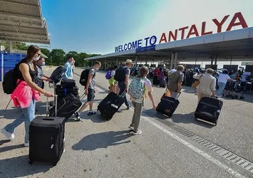 Bayramda tatil göçü! Sahillerden Kapadokya ve Güneydoğu’daki otellere kadar her yer dolacak