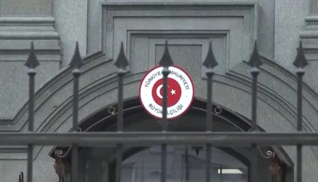 turkiye-buyukelciligi-kieve-dondu-buyukelci-yagmur-guldereden-a-habere-ozel-aciklamalar-1649233161035.jpg Türkiye Büyükelçiliği Kiev'e döndü! Büyükelçi Yağmur Güldere’den A Haber’e özel açıklamalar - 2