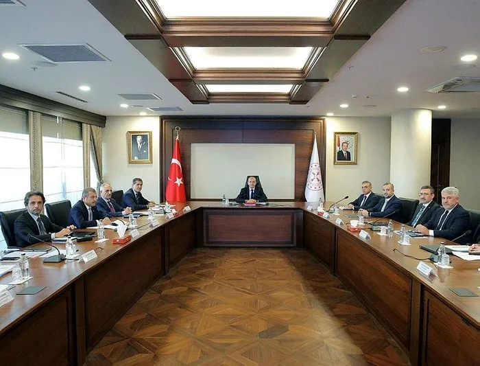 Finansal İstikrar Komitesi Bakan Şimşek’in başkanlığında toplandı! Enflasyon muhasebesi uygulamasının hazırlıkları masaya yatırıldı