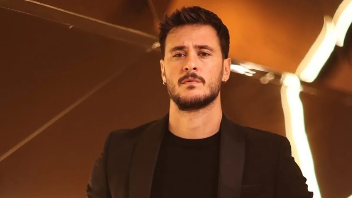 Anıl Altan'dan boşanma iddialarına açıklama!