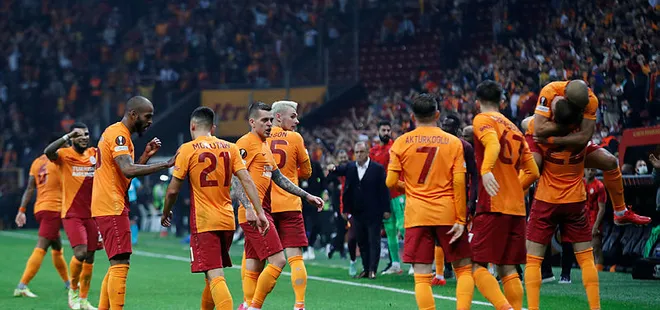 Fatih Terim derbi taktiğini belirledi! Çift forvet sürprizi