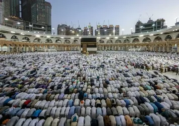 Suudi Arabistan'dan tartışmalı Umre kararı!