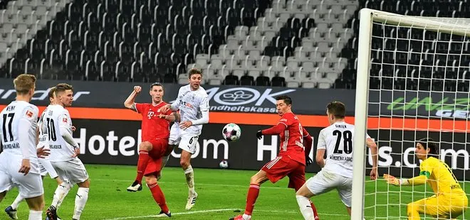 Bayern Münih 2-0 öne geçtiği maçta Borussia Mönchengladbach’a 3-2 yenildi