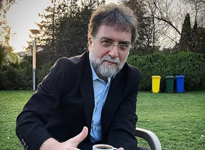 Ahmet Hakan için bomba aşk iddiası! Ahmet Hakan ile Asena Erkin birlikte mi?