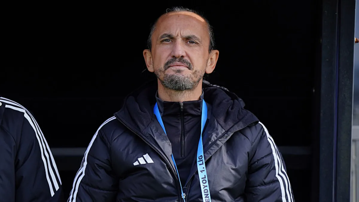 Tuncay Şanlı'nın görevine son verildi! Ümraniyespor'da ayrılık