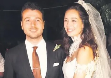 Azra Akın gerçek bir prenses