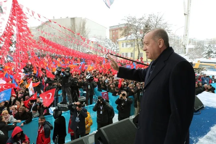 Başkan Erdoğan'a Erzurum'da sıcak karşılama