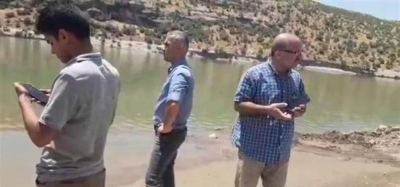 Ilısu Baraj kapaklarının açılmasıyla araçlar mahsur kaldı