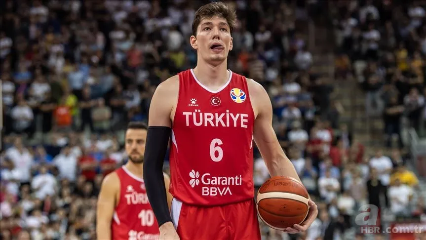 Milli Basketbolcu Cedi Osman kimdir, kaç yaşında, aslen nereli? Hangi takımda oynuyor? 3
