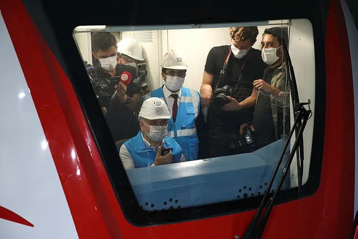 Son dakika: Bakan Karaismailoğlu Kağıthane-Gayrettepe Havalimanı Metro Hattı için tarih verdi