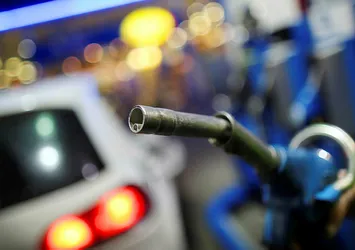 Benzine zam uyarısı