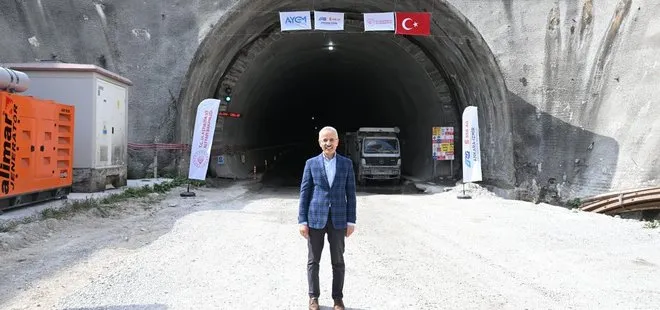 Ulaştırma ve Altyapı Bakanı Abdulkadir Uraloğlu açıkladı! Ankara-İzmir hızlı tren hattı 2027’de hizmete girecek