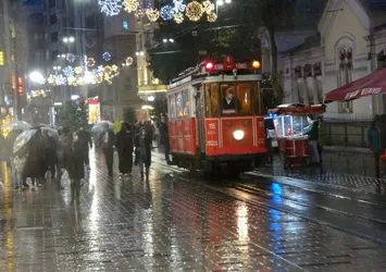 Son dakika: İstanbul’da beklenen yağış başladı