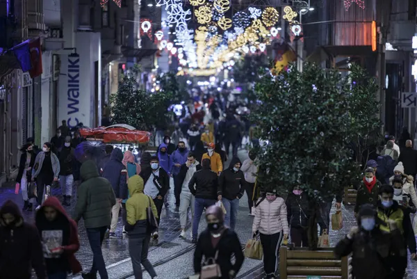Beyindeki o bölgeyi manipüle ediyor! Koronavirüsün yeni bir belirtisi ortaya çıktı! - 4