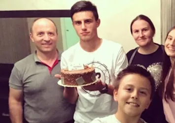Fenebahçeli Eljif Elmas 18. yaşını kutladı