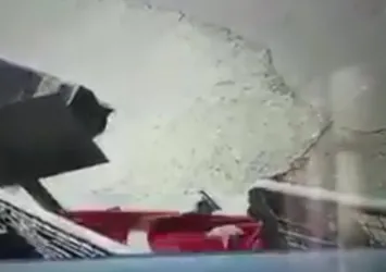 Diyarbakırlı yaşlı adamın bayrak sevgisi