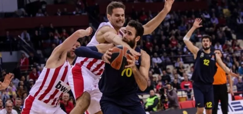 F.Bahçe'yi Yunanistan'dan Sloukas çıkardı!