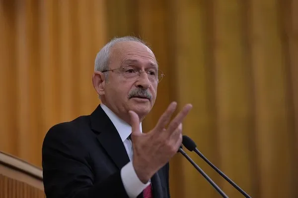 CHP’de israf rüzgarı! Bir aylık SMS ücreti servet değerinde