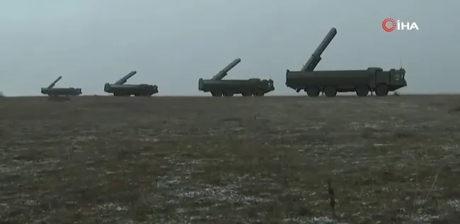 ABD savaş gemisi Karadeniz’de göreve başladı! Rusya Kırım’a süpersonik füzeler yerleştirdi