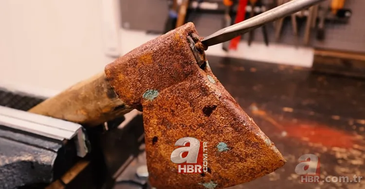 Viking hayranı fenomen paslı baltayı jilet gibi yaptı! Son hali görenleri hayran bıraktı 1