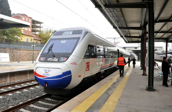 Ulaştırma ve Altyapı Bakanlığı açıkladı: YHT’de yolcu rekoru