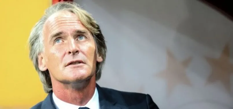Riekerink otelde değil Florya'da kamp istedi