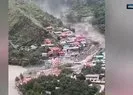 Hindistan’ı vuran sel köyü yuttu