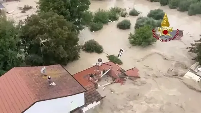 boris-italyayi-etkisi-altina-aldi-1726858635329.jpeg Orta ve Doğu Avrupa’da 24 can aldı! Boris fırtınası İtalya'ya vurdu - 3