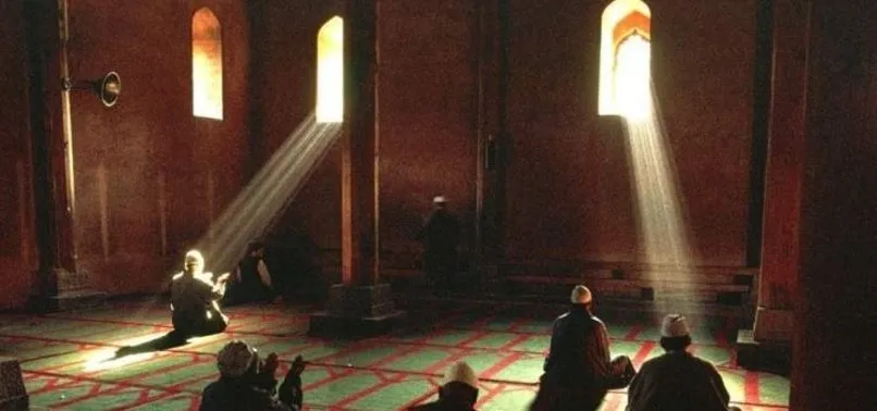 İran'dan sonra Bulgaristan'da camileri ibadete açtı