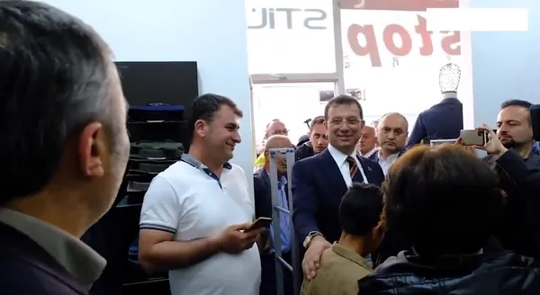 Ekrem İmamoğlu Van ziyaretinde hayatının "utancını" yaşadı! Vanlı esnaftan İstanbul dersini böyle aldı - 1