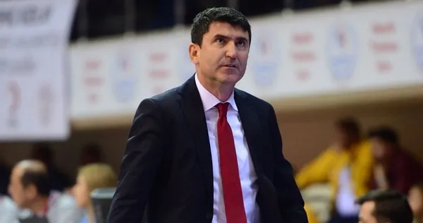 son-dakikagalatasarayda-sok-ayrilik-o-isimle-yollar-ayrildi-1605024842969.jpg Son dakika:Galatasaray'da şok ayrılık: O isimle yollar ayrıldı! - 1