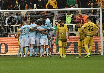 Lider Başakşehir Malatya'da da kazandı