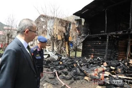 Artvin'de 6 ev küle döndü! 1 ölü, 1 kayıp 14