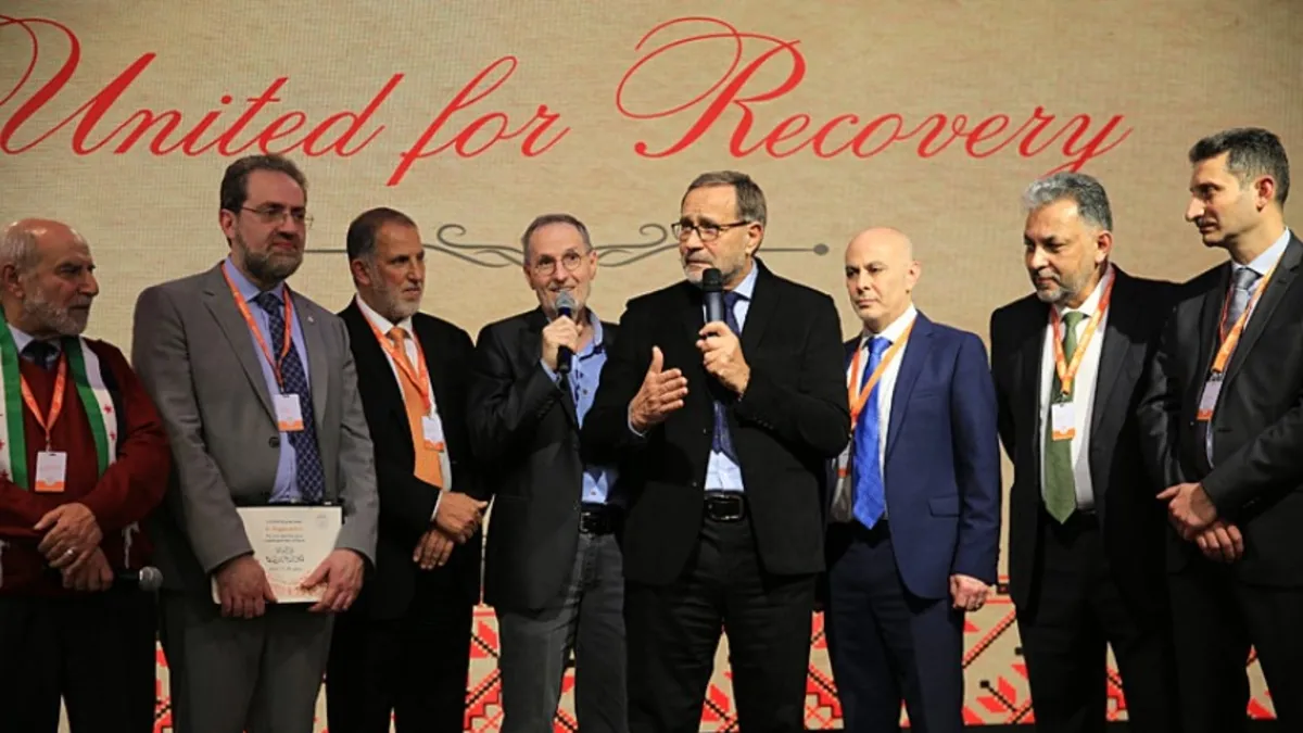 Suriyeli doktorlara plaket: Gözyaşlarını tutamadılar