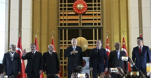 Sabah Gazetesi Yazarı Okan Müderrisoğlu kaleme aldı: Erdoğan siyaset okulu | Yerel seçimler için 81 il tam saha seferberlik…