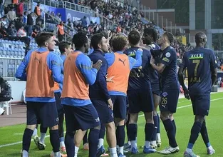 Evinde 'Paşa'lar gibi