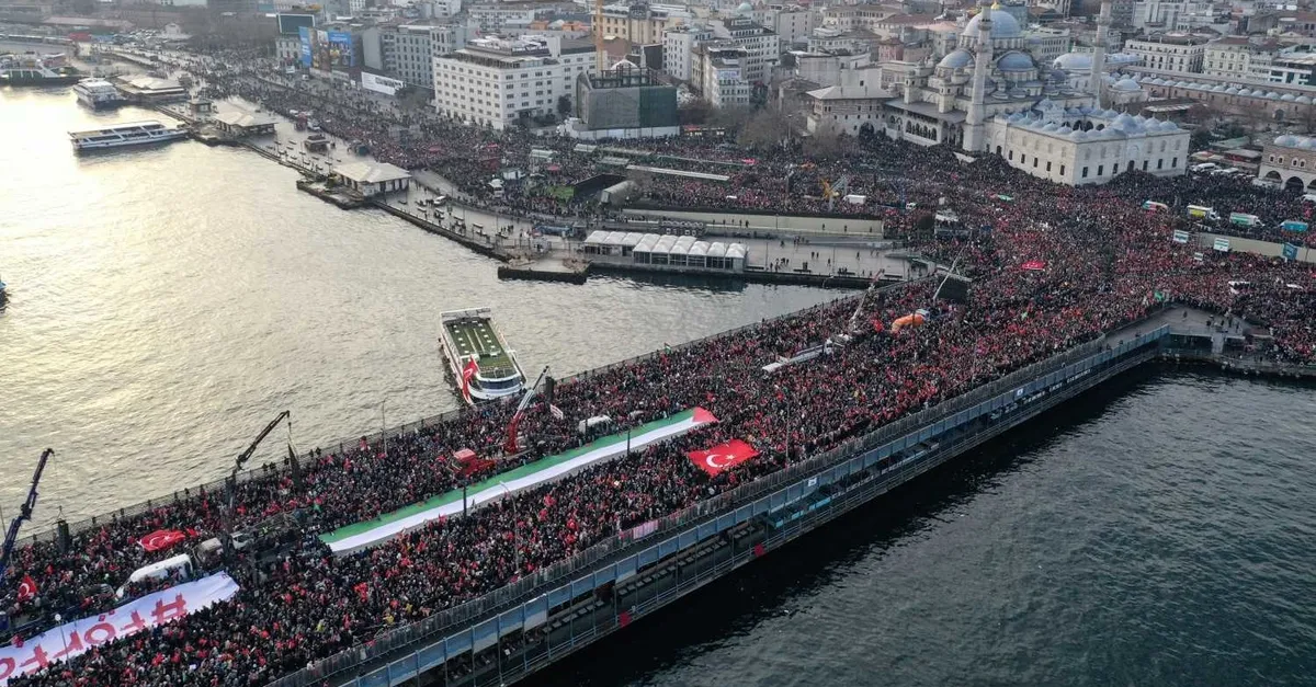 1 Ocak'ta Galata Köprüsü'nde Gazze buluşması