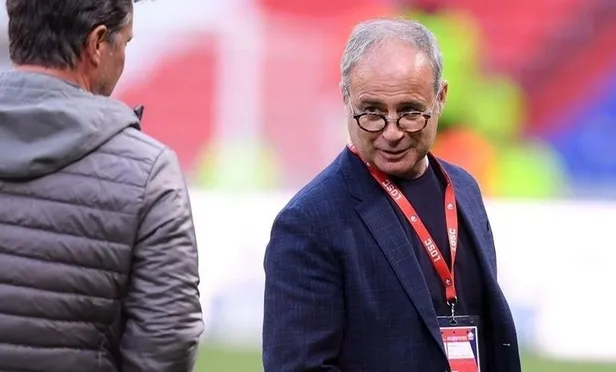 Galatasaray haberleri! Luis Campos kimdir, kaç yaşında? Luis Campos görevi nedir, hangi takımlarda çalıştı?