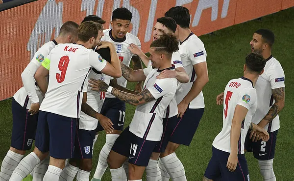 ingiltere-ukraynayi-4-0-yenerek-yari-finale-yukseldi-1625346541220.jpg İngiltere, Ukrayna'yı 4-0 yenerek yarı finale yükseldi - 1