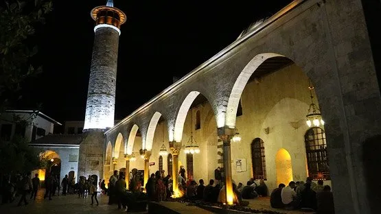 Berat gecesi ne oldu? Berat Kandili'nin fazileti ve önemi nedir? Berat Kandili'nde hangi ibadetler yapılmalı?