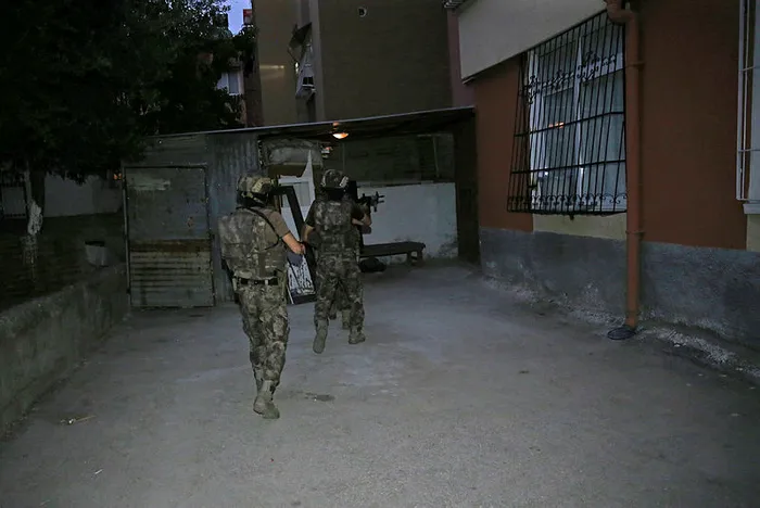 Adana’da HTŞ/HAD operasyonu: 6 kişi hakkında gözaltı kararı