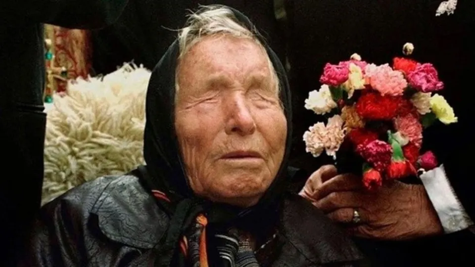 Sonsuza kadar değişecek! İşte Balkanların Nostradamus'u Baba Vanga'nın 2024 kehanetleri...